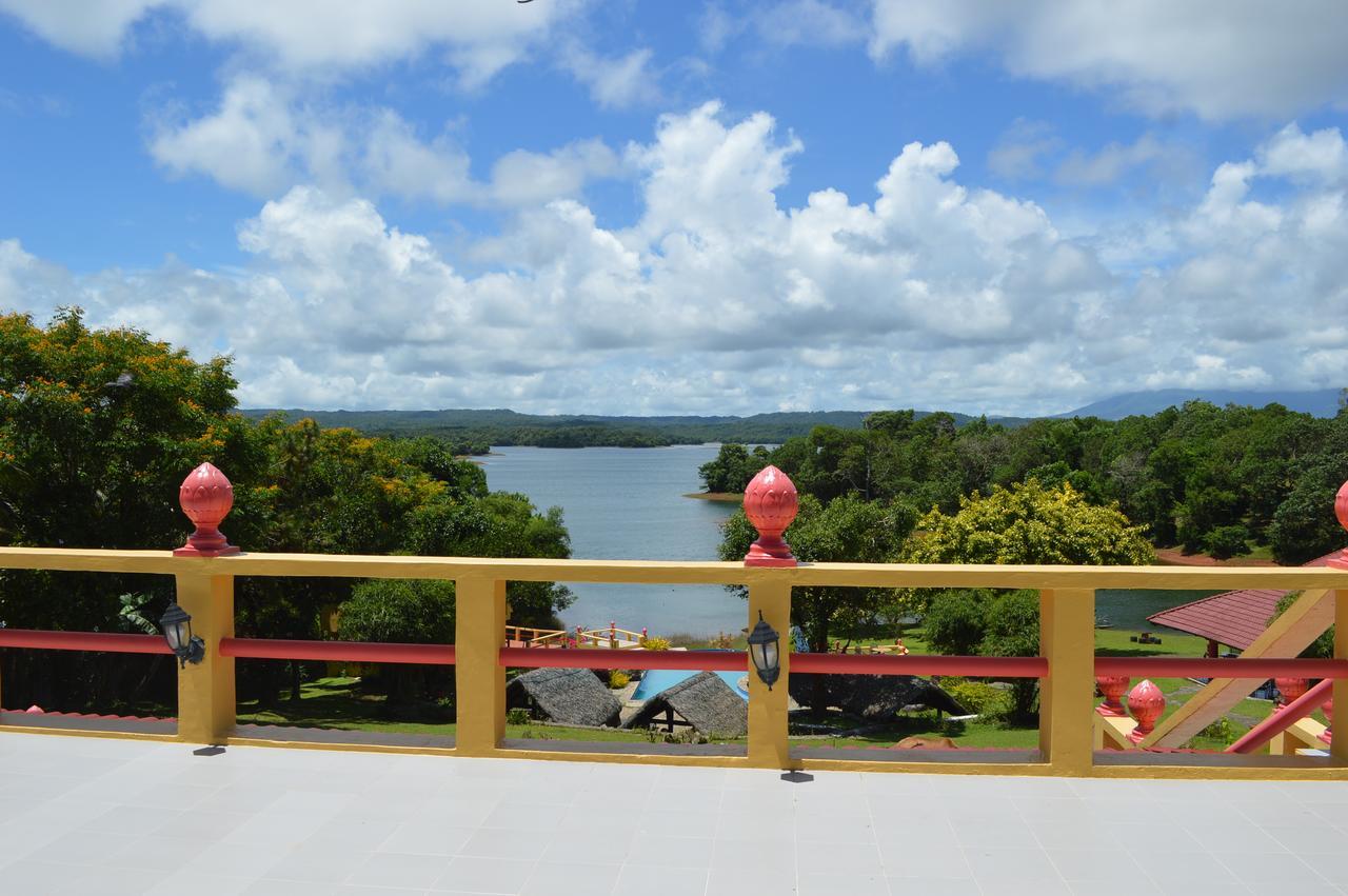 Dolores  Porta Verde Resort Villas Caliraya מראה חיצוני תמונה