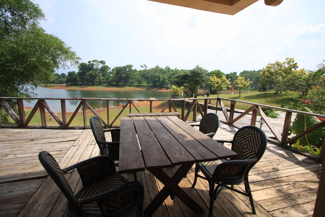 Dolores  Porta Verde Resort Villas Caliraya מראה חיצוני תמונה